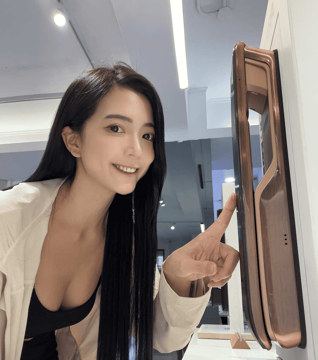 【電子鎖推薦】QGOGO電子鎖 桃園旗艦店│智能貓眼、人臉識 【電子鎖推薦】QGOGO電子鎖 桃園旗艦店│智能貓眼、人臉識