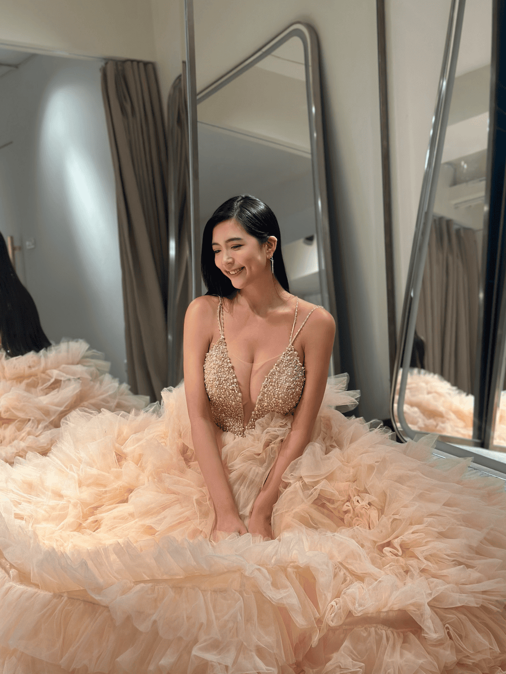 【台北婚紗公司推薦】蕾絲娃娃法式手工婚紗│PTT、Dcard