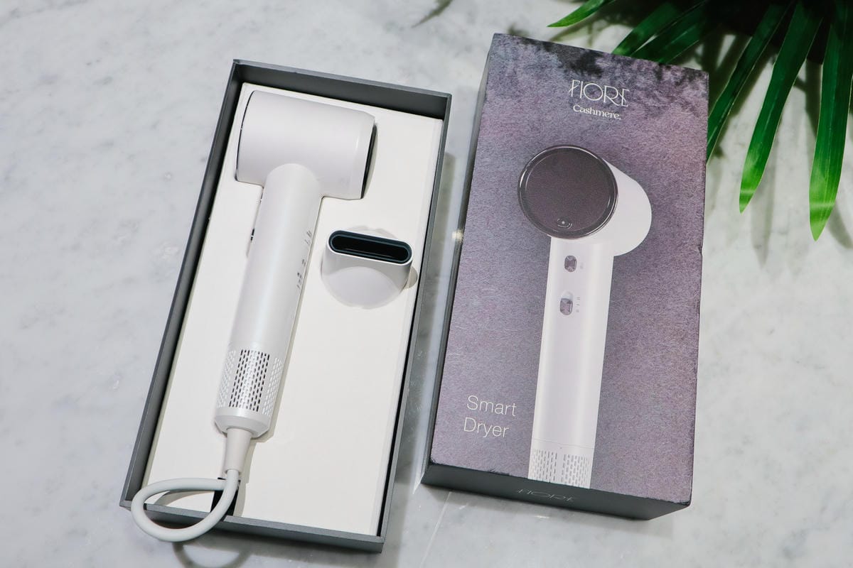 【吹風機推薦】FLORE 2億負離子高速智能吹風機│55折團 【吹風機推薦】FLORE 2億負離子高速智能吹風機│55折團