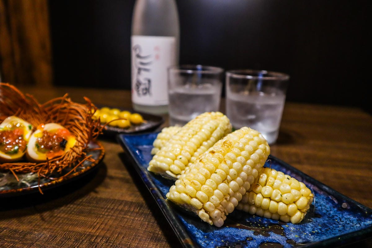 【新北永和區美食】四貝串燒居酒屋│日本酒清酒與串燒的浪漫邂逅